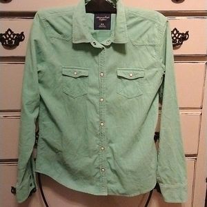 American Eagle, Size M, Green color